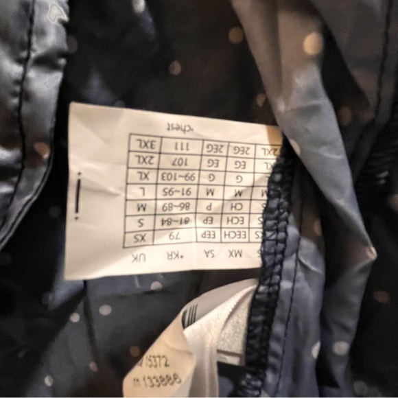 JOE FRESH POLKA DOT PACKABLE RAIN JACKET - Picture 6 of 9